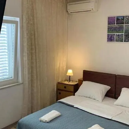 2 - Double With Shared Bathroom 1 Dubrovnik