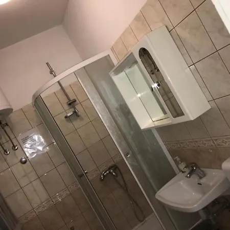 2 - Double With Shared Bathroom 1